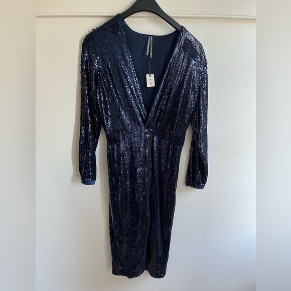Anthropologie Twist-Front Sequin Dress Size 6 NWT - Picture 6 of 16